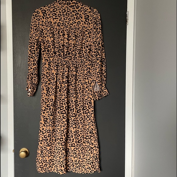 Leopard Button Up Midi Dress - Size Medium - Picture 3 of 4